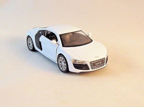 White AUDI R8 - Model Scale 1:43 Welly 